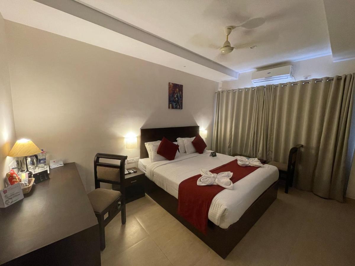Hotel Yamuna Adur Buitenkant foto