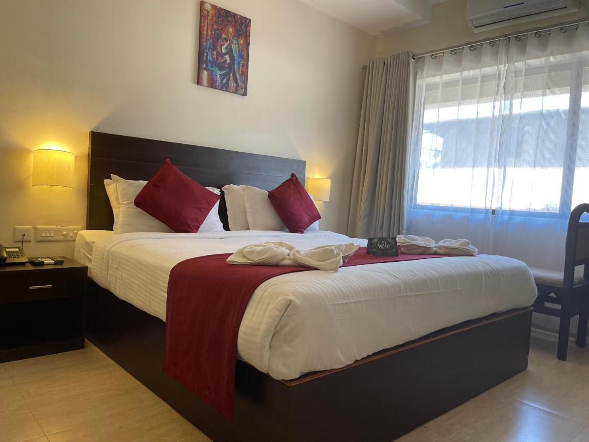Hotel Yamuna Adur Buitenkant foto