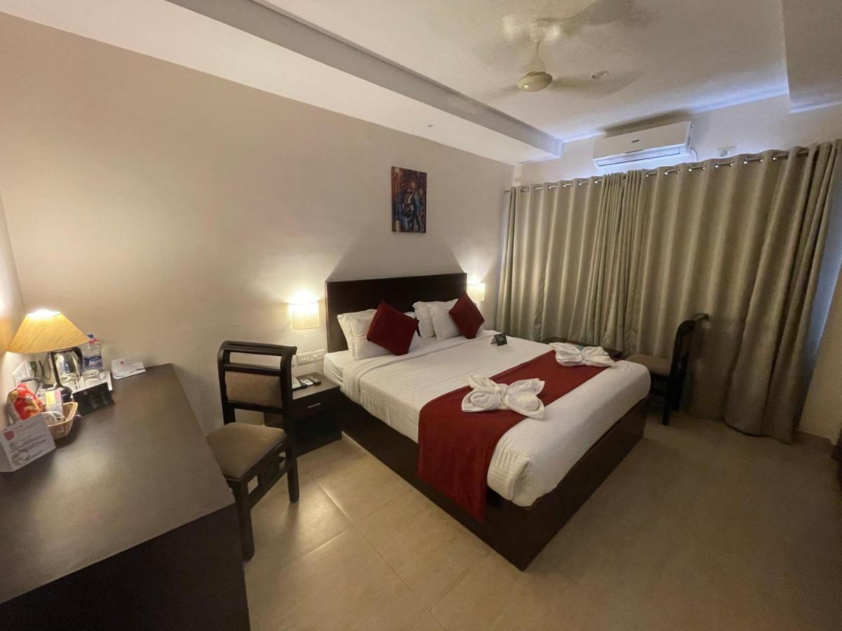 Hotel Yamuna Adur Buitenkant foto