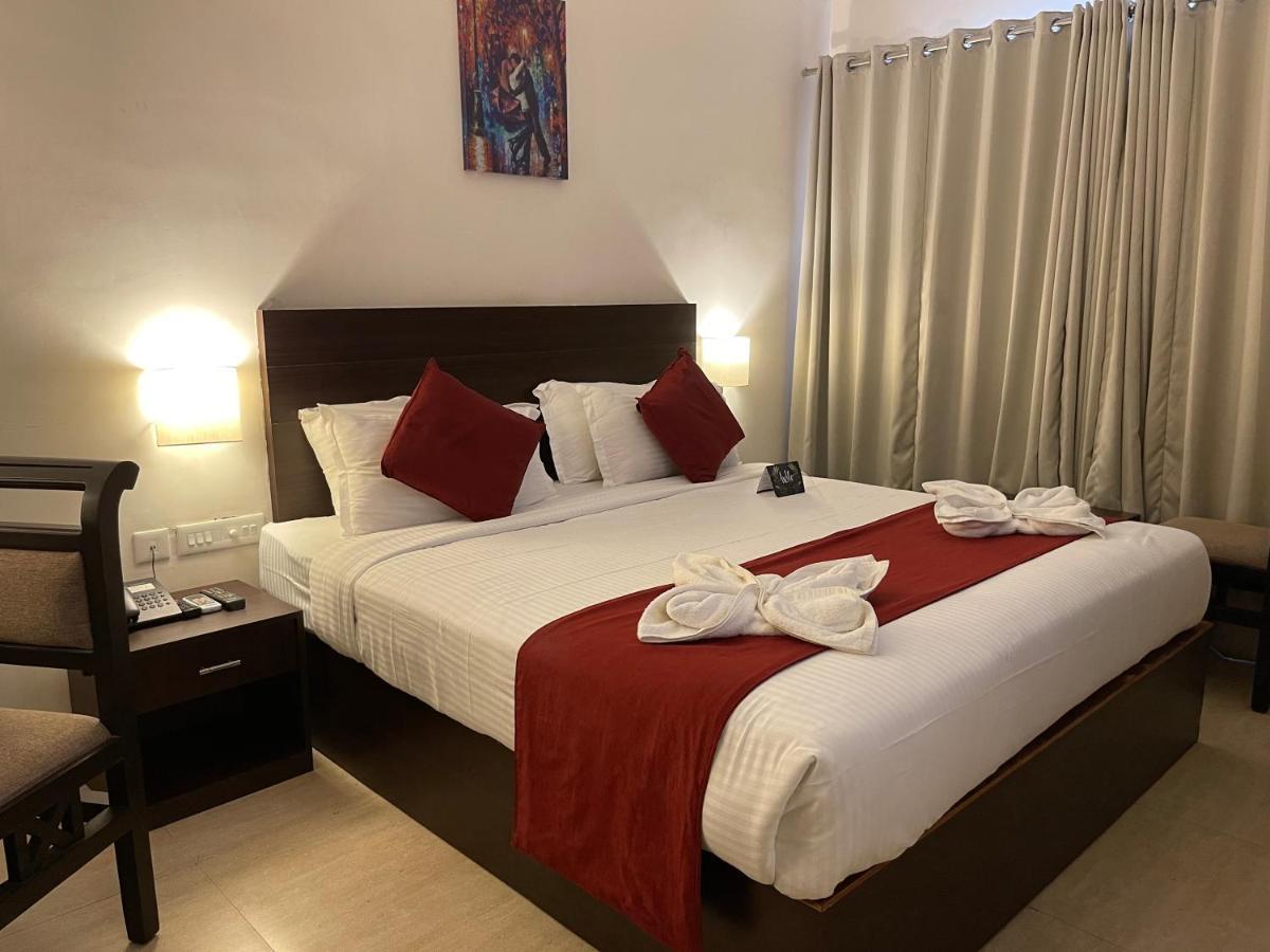 Hotel Yamuna Adur Buitenkant foto