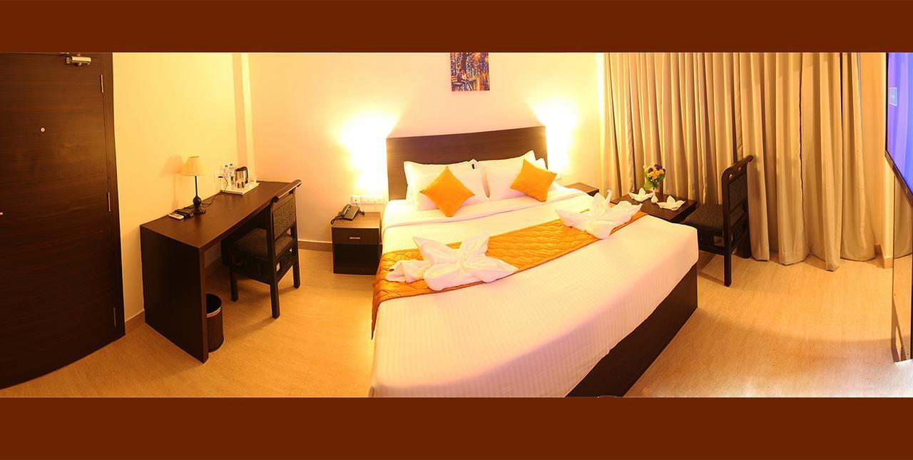 Hotel Yamuna Adur Buitenkant foto