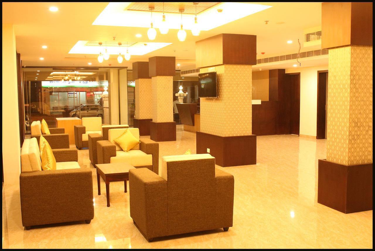 Hotel Yamuna Adur Buitenkant foto