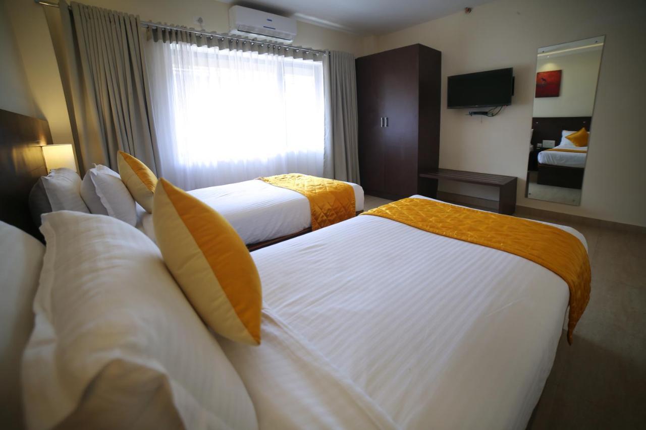 Hotel Yamuna Adur Buitenkant foto