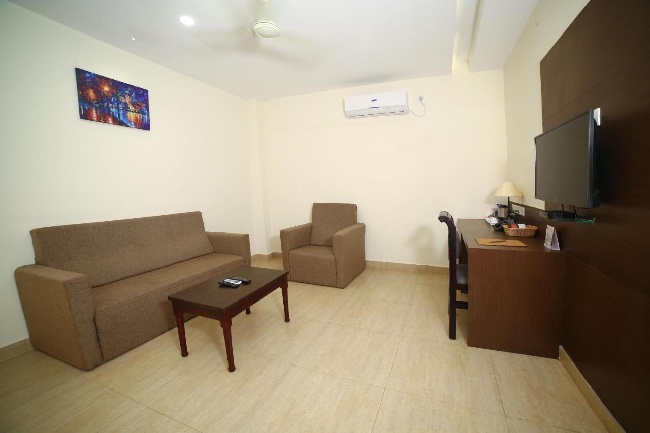 Hotel Yamuna Adur Buitenkant foto