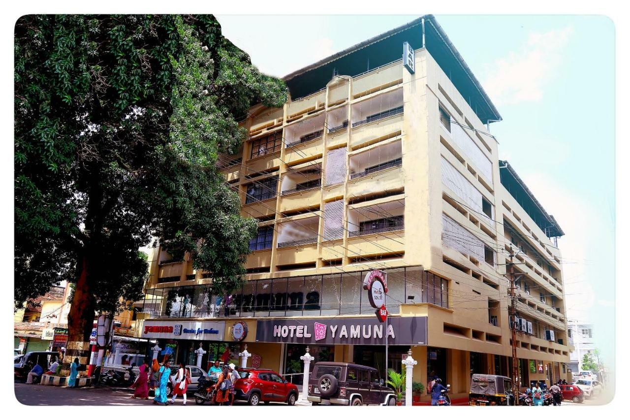 Hotel Yamuna Adur Buitenkant foto